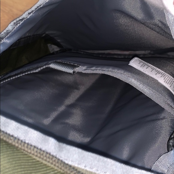 NWT The North Face Top Loader Daypack Backpack - Picture 11 of 13